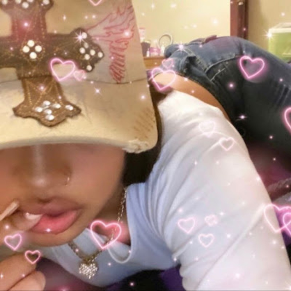Meet your Posher, Aniya